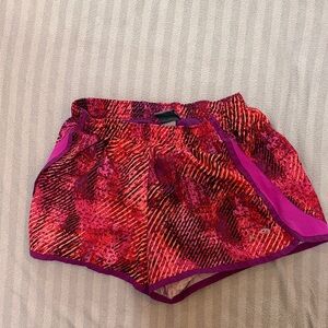Champion girls running short size L (10/12)